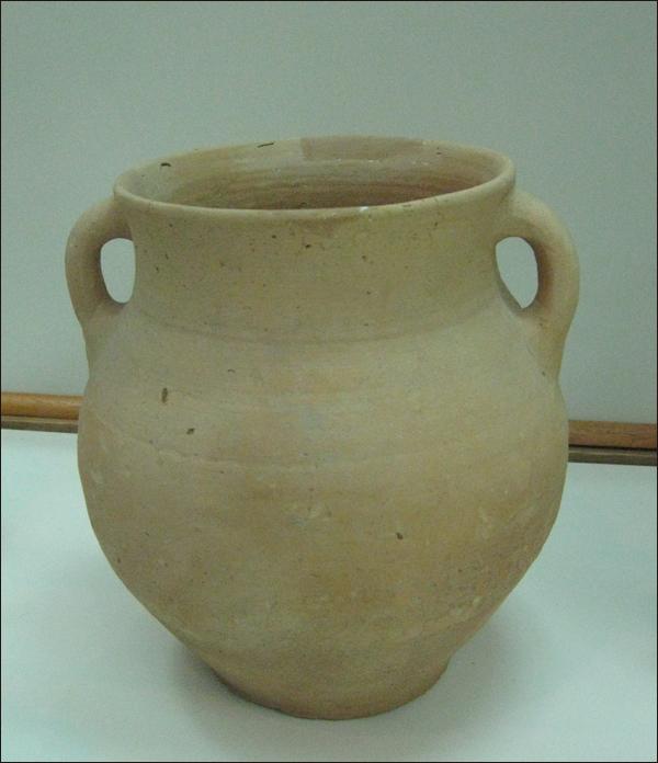 Neolithic artifacts from the Early Bronze Age